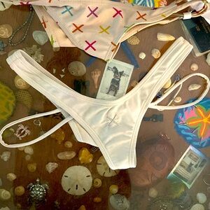 BoutineLA Venice White Split Bottoms (size Small)